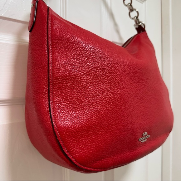Coach Elle structured hobo bag in red pebbled leather with silver-tone hardware - Picture 3 of 12